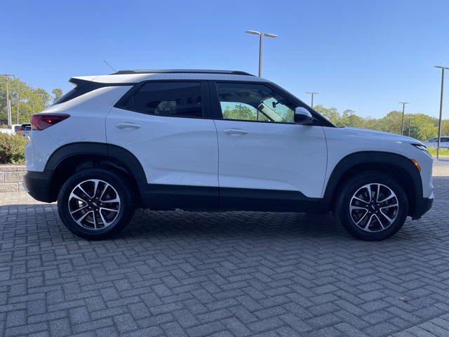 used 2025 Chevrolet TrailBlazer car, priced at $23,706