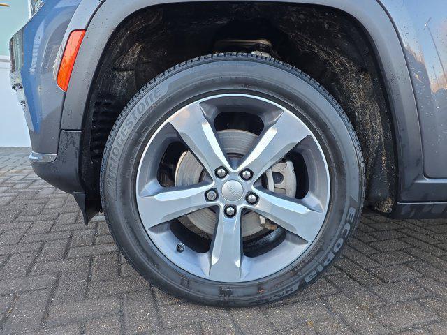 used 2021 Jeep Grand Cherokee L car, priced at $27,694