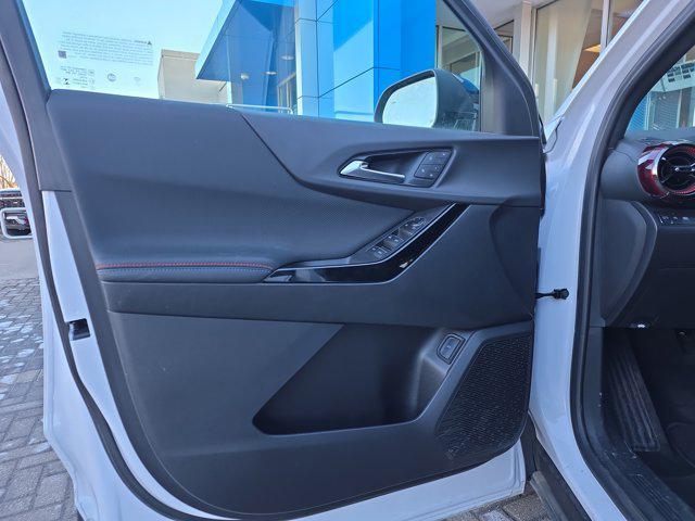 used 2025 Chevrolet Equinox car, priced at $28,742