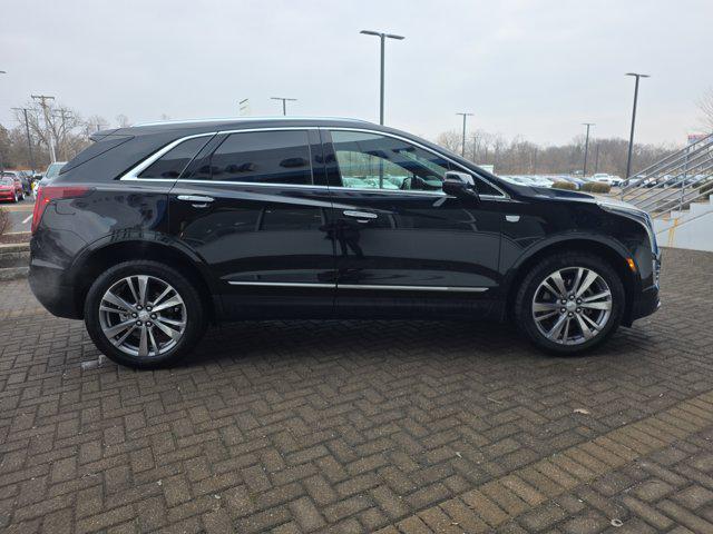 used 2025 Cadillac XT5 car, priced at $43,976