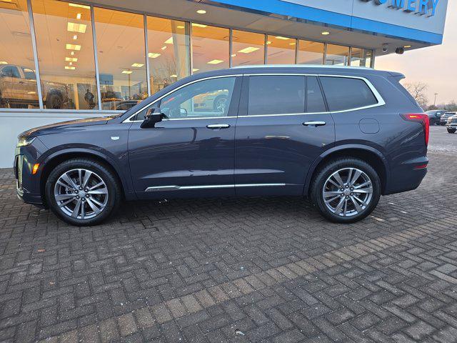 used 2025 Cadillac XT6 car, priced at $46,995