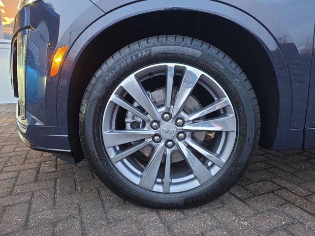 used 2025 Cadillac XT6 car, priced at $46,995