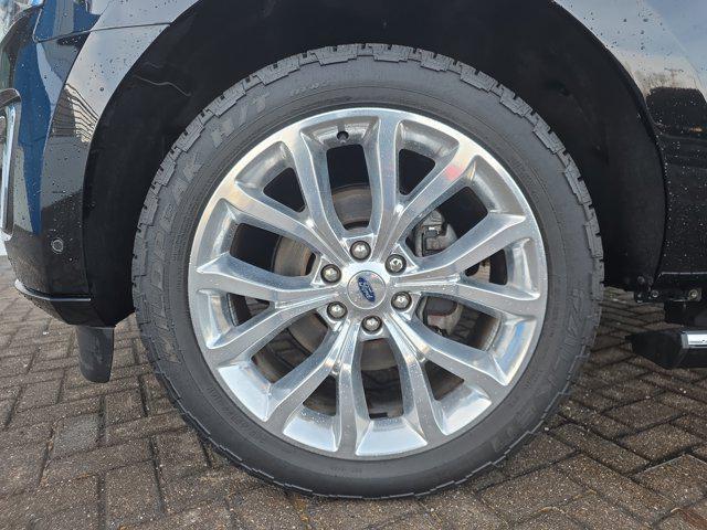 used 2018 Ford Expedition car, priced at $19,998