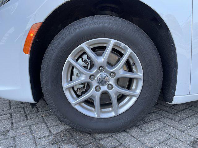 used 2024 Chrysler Pacifica car, priced at $28,204