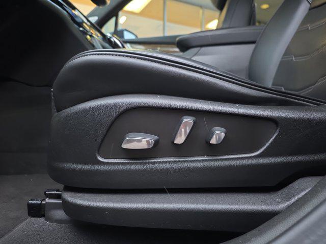 used 2023 Cadillac XT6 car, priced at $36,978