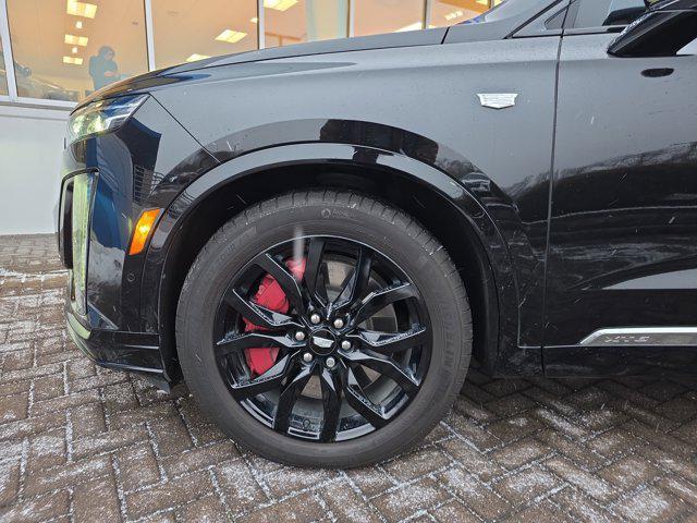 used 2023 Cadillac XT6 car, priced at $36,978