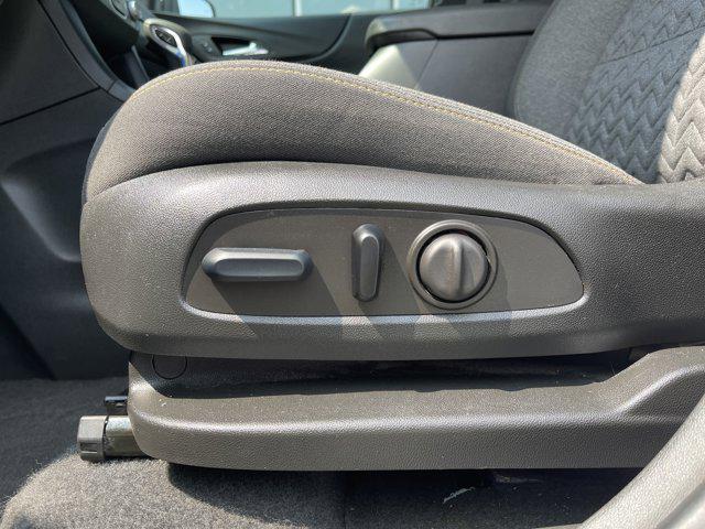 used 2023 Chevrolet Equinox car, priced at $20,033