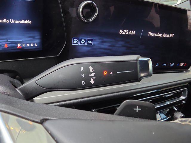 used 2025 Chevrolet Traverse car, priced at $34,412