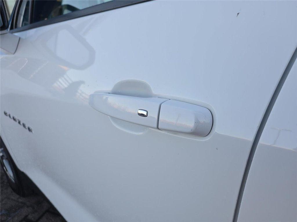 used 2024 Chevrolet Blazer car, priced at $27,800