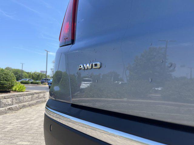 used 2025 Cadillac XT5 car, priced at $44,513