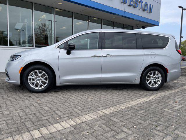 used 2024 Chrysler Pacifica car, priced at $28,971