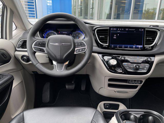 used 2024 Chrysler Pacifica car, priced at $28,971