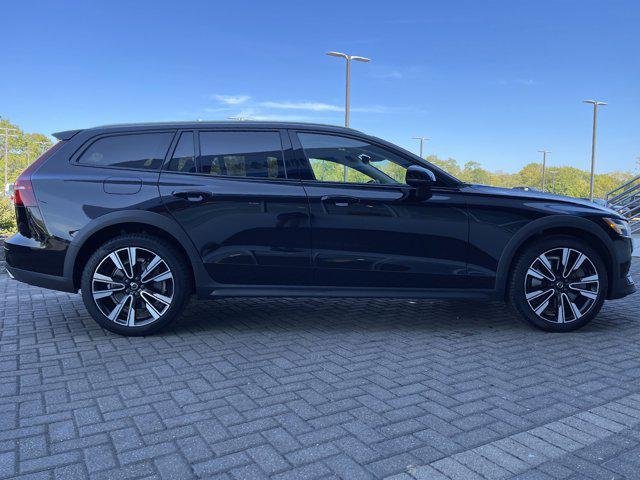 used 2022 Volvo V60 Cross Country car, priced at $29,313