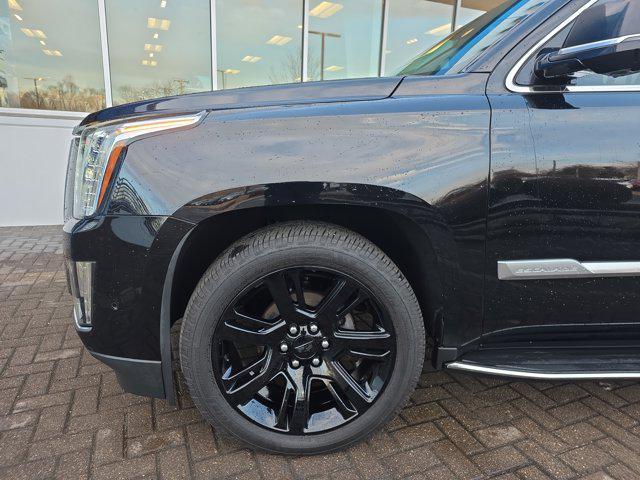 used 2018 Cadillac Escalade car, priced at $23,041