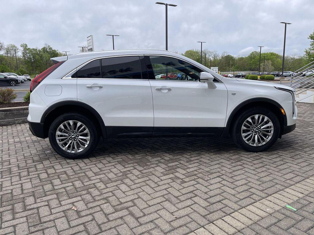 used 2025 Cadillac XT4 car, priced at $34,910
