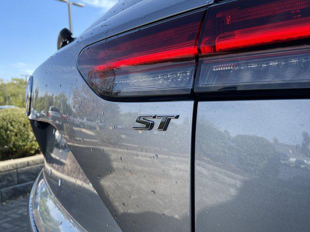 used 2023 Buick Envision car, priced at $21,027