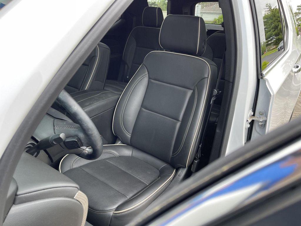 used 2023 Chevrolet Traverse car, priced at $38,937