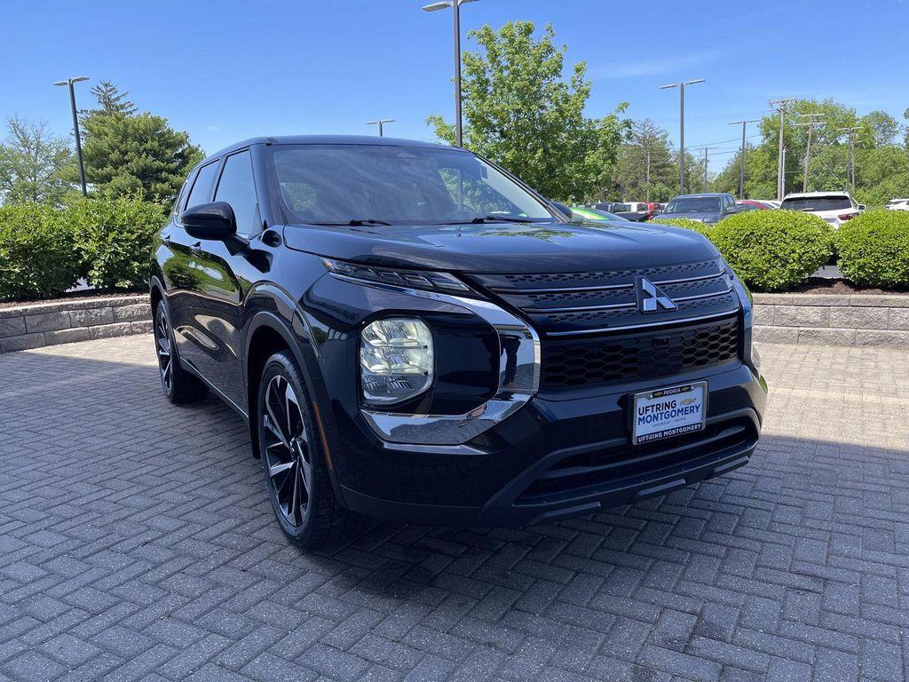 used 2022 Mitsubishi Outlander car, priced at $20,402