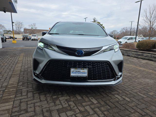 used 2023 Toyota Sienna car, priced at $40,990