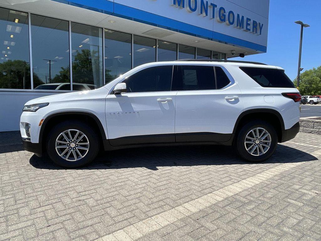 used 2023 Chevrolet Traverse car, priced at $32,402