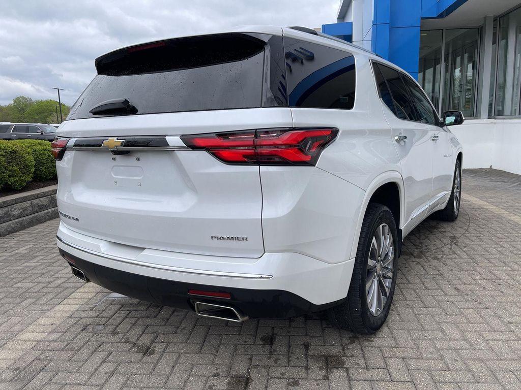 used 2023 Chevrolet Traverse car, priced at $40,061