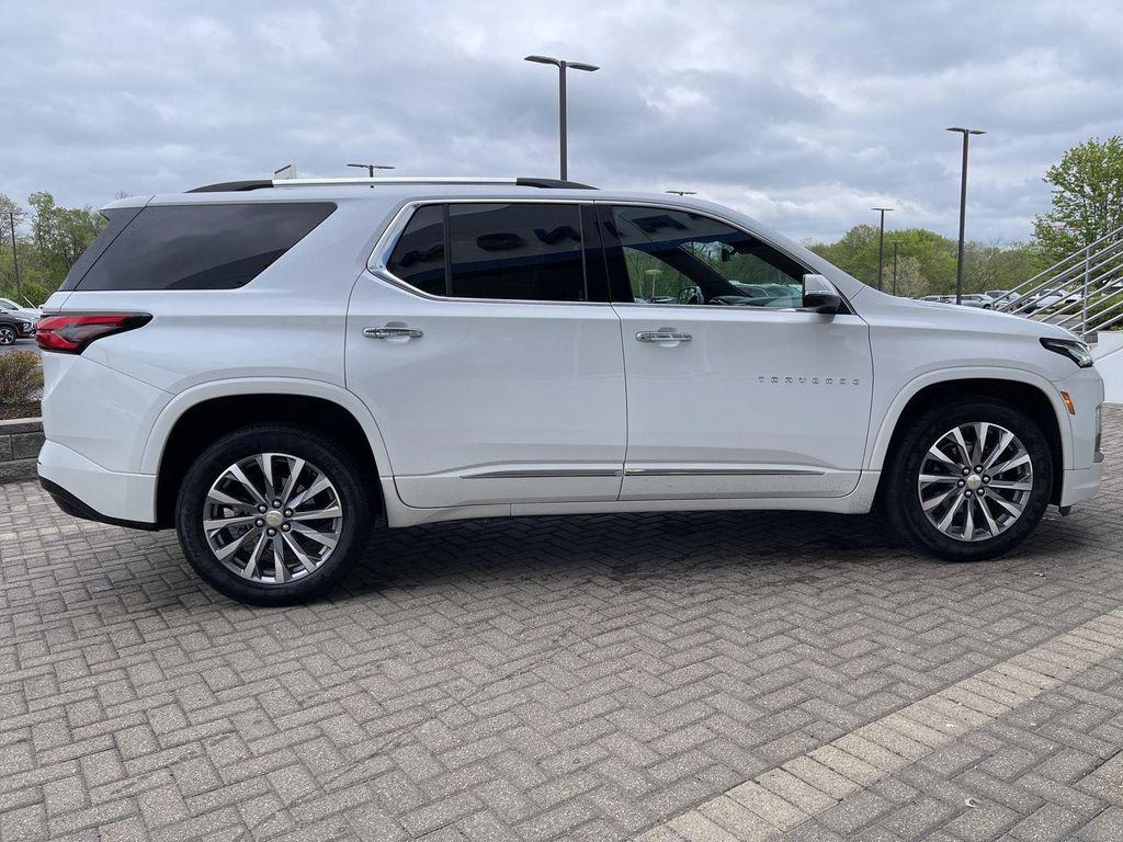 used 2023 Chevrolet Traverse car, priced at $40,061