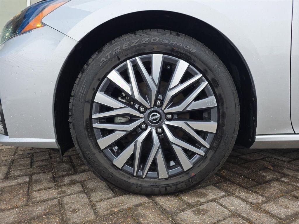 used 2023 Nissan Altima car, priced at $19,359