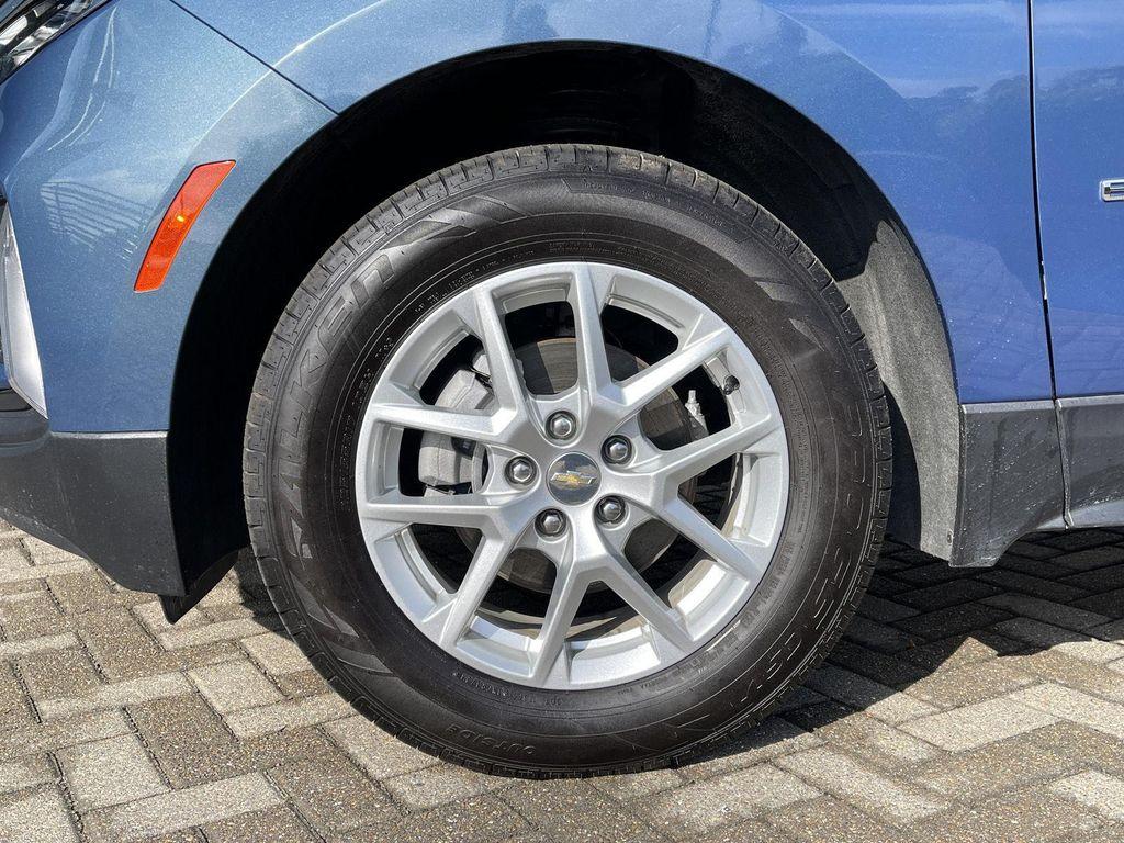 used 2024 Chevrolet Equinox car, priced at $23,291