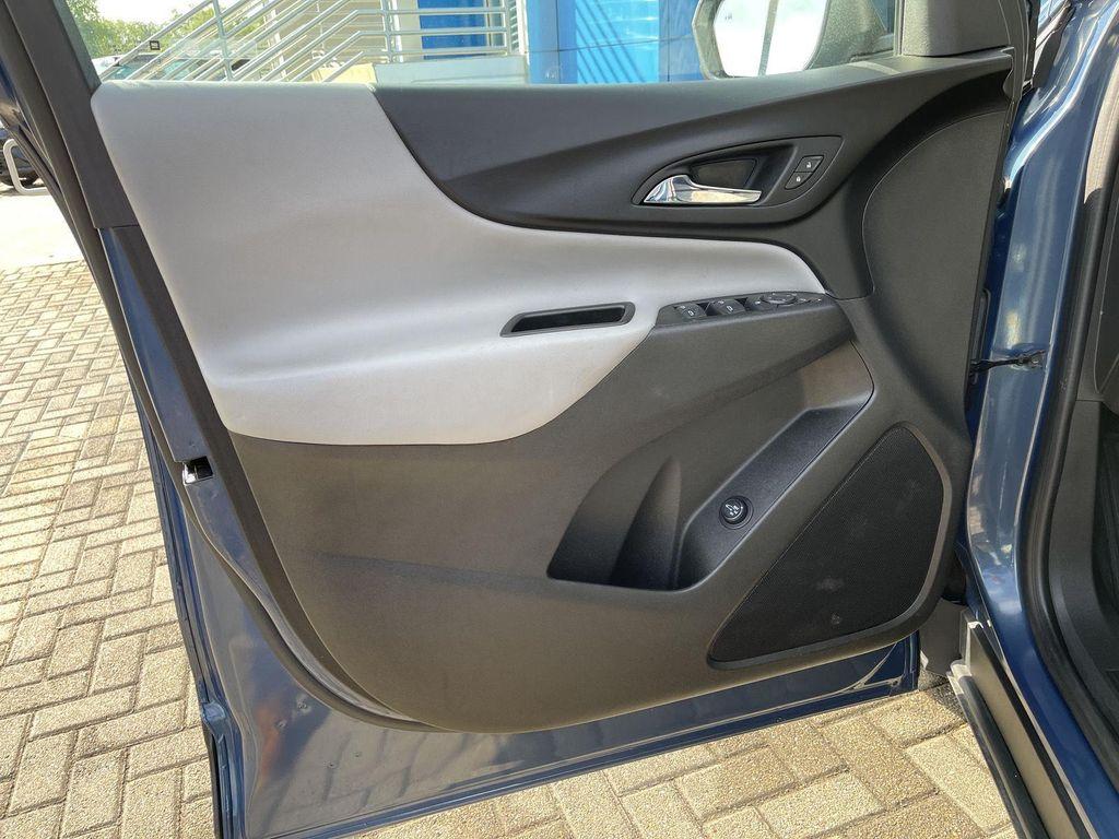 used 2024 Chevrolet Equinox car, priced at $23,291