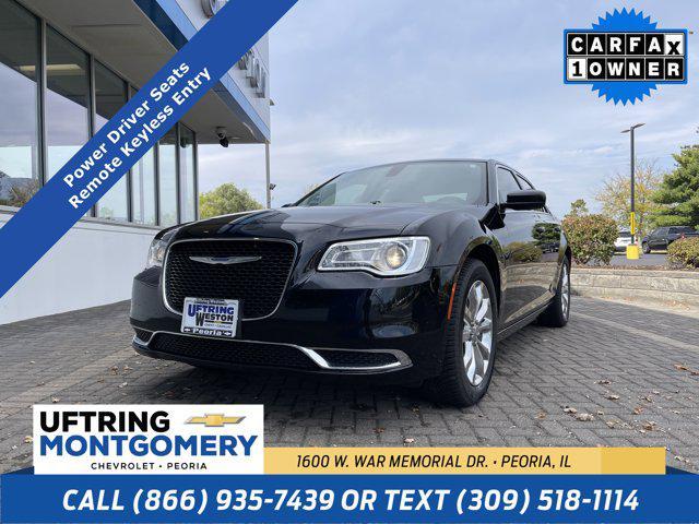 used 2022 Chrysler 300 car, priced at $21,824
