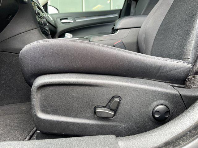 used 2022 Chrysler 300 car, priced at $21,824