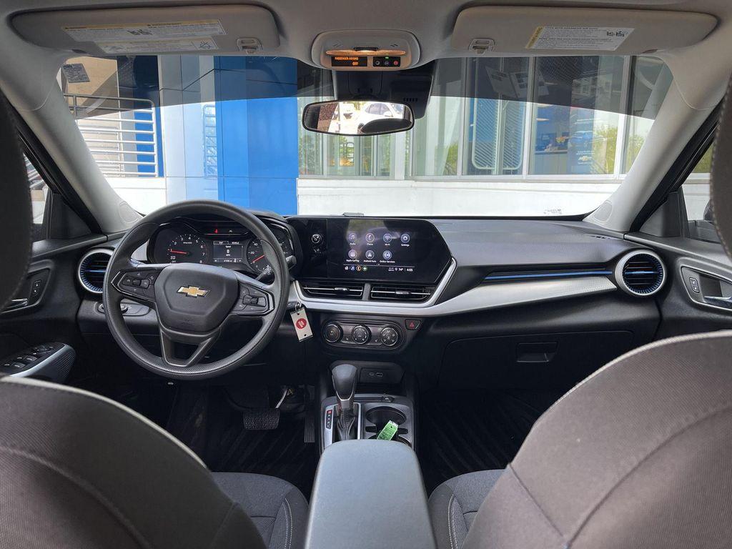 used 2024 Chevrolet Trax car, priced at $21,206