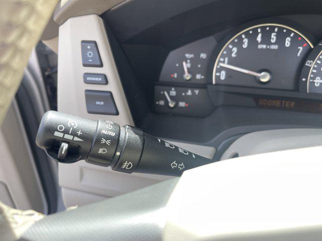 2005 Light Platinum Cadillac XLR