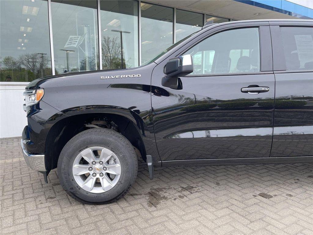 used 2025 Chevrolet Silverado 1500 car, priced at $42,536