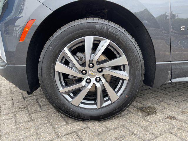 used 2022 Chevrolet Equinox car, priced at $22,587