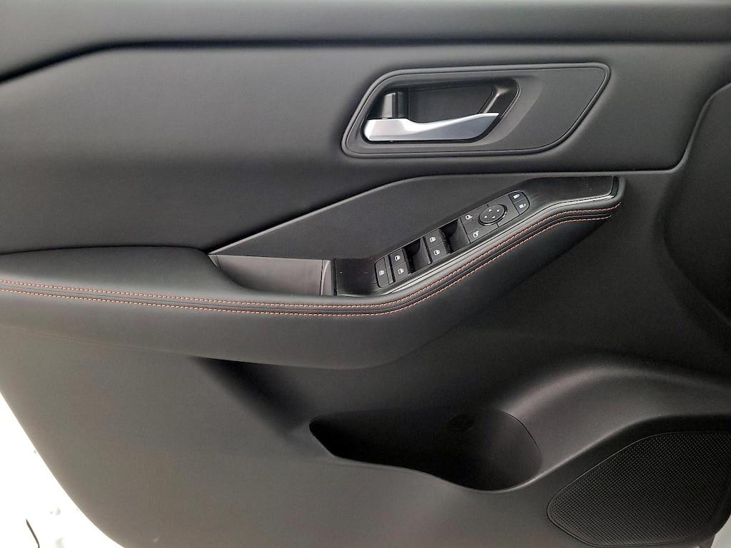 used 2026 Nissan Rogue car, priced at $31,998