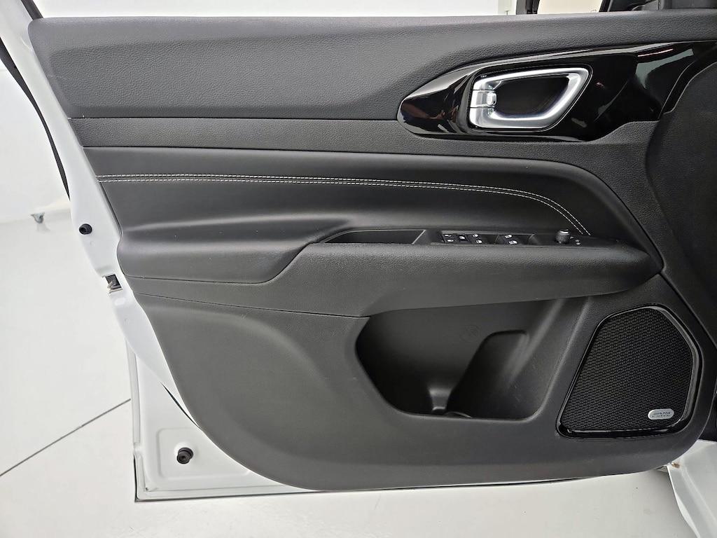 used 2022 Jeep Compass car, priced at $23,998