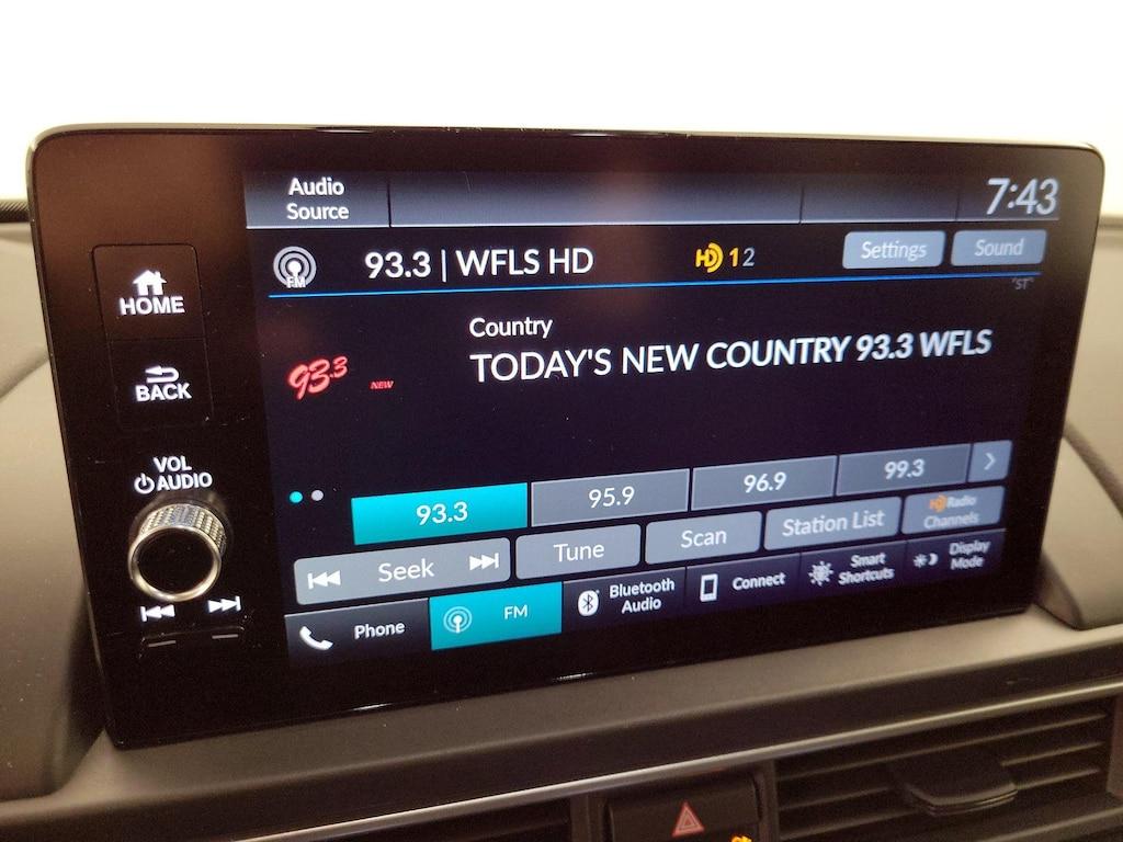 used 2025 Honda Pilot car, priced at $41,998