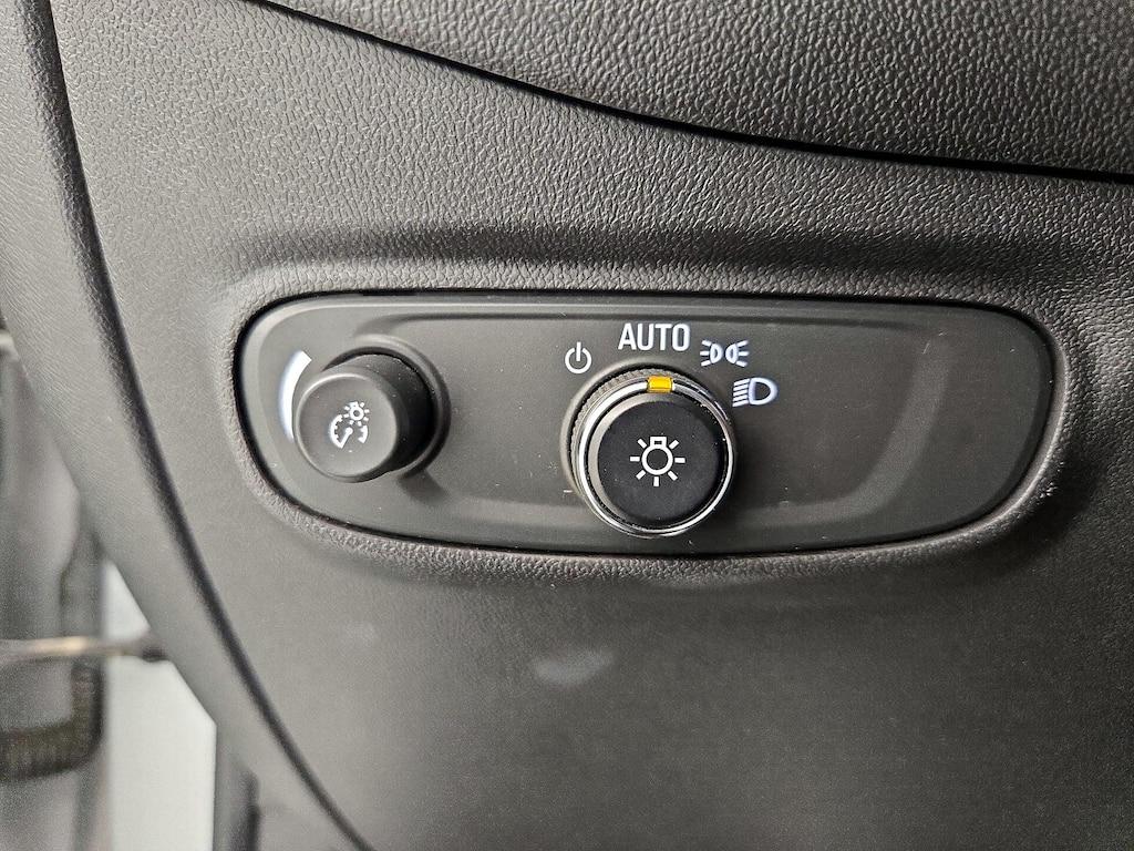 used 2022 Chevrolet Equinox car, priced at $18,998