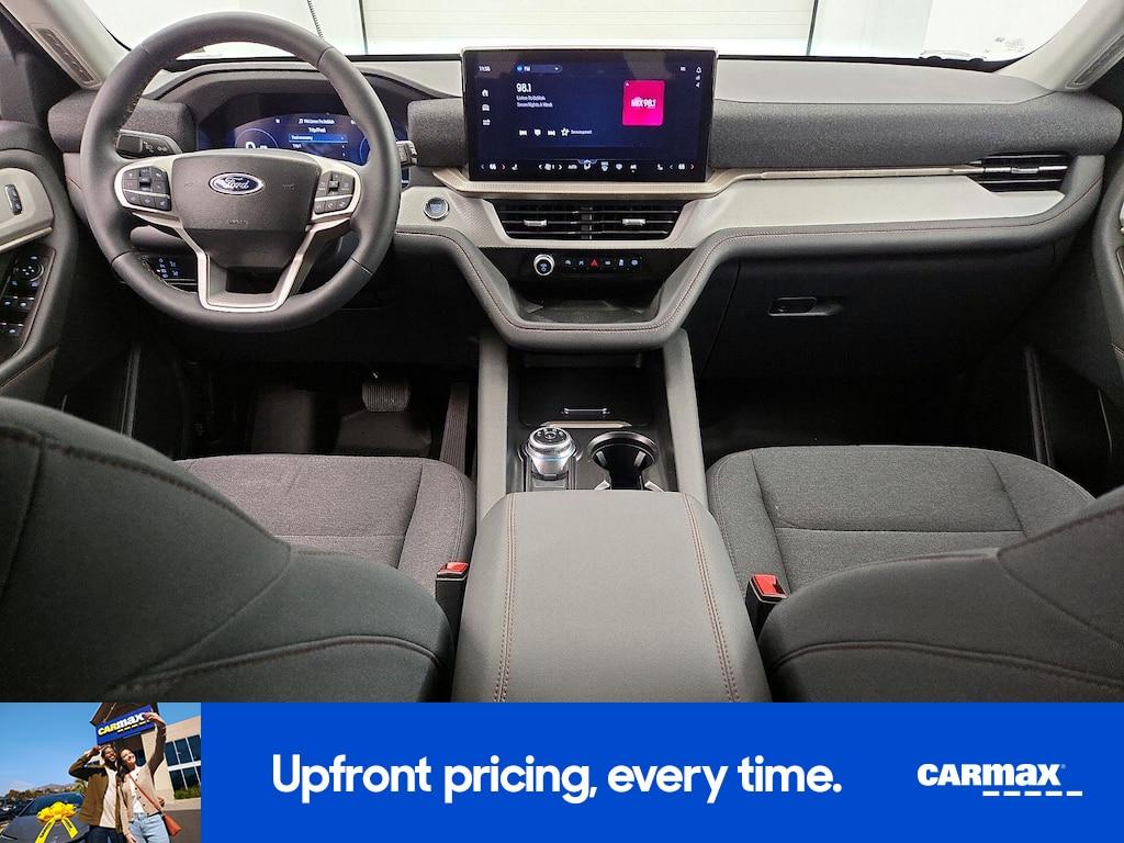 used 2025 Ford Explorer car, priced at $33,998
