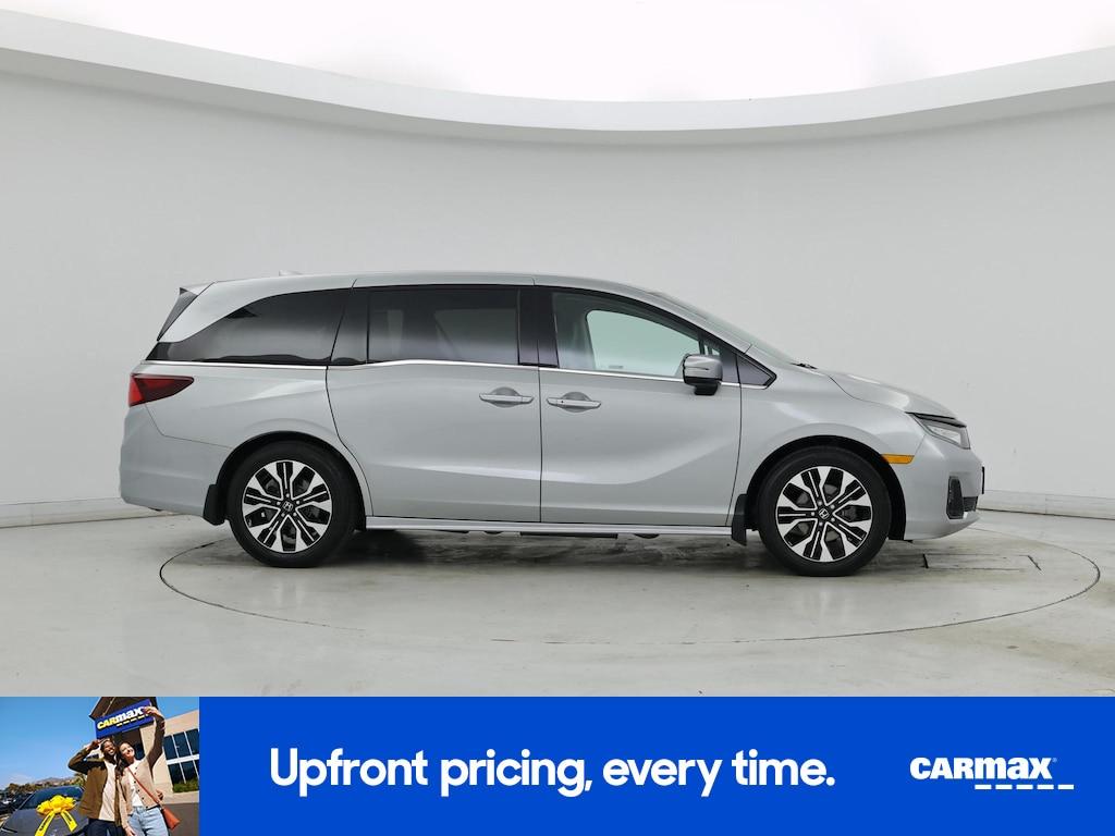 used 2025 Honda Odyssey car, priced at $47,998