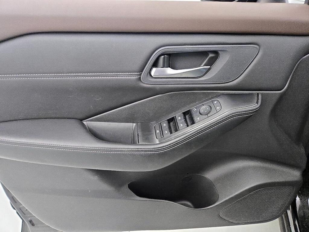 used 2023 Nissan Rogue car, priced at $23,998