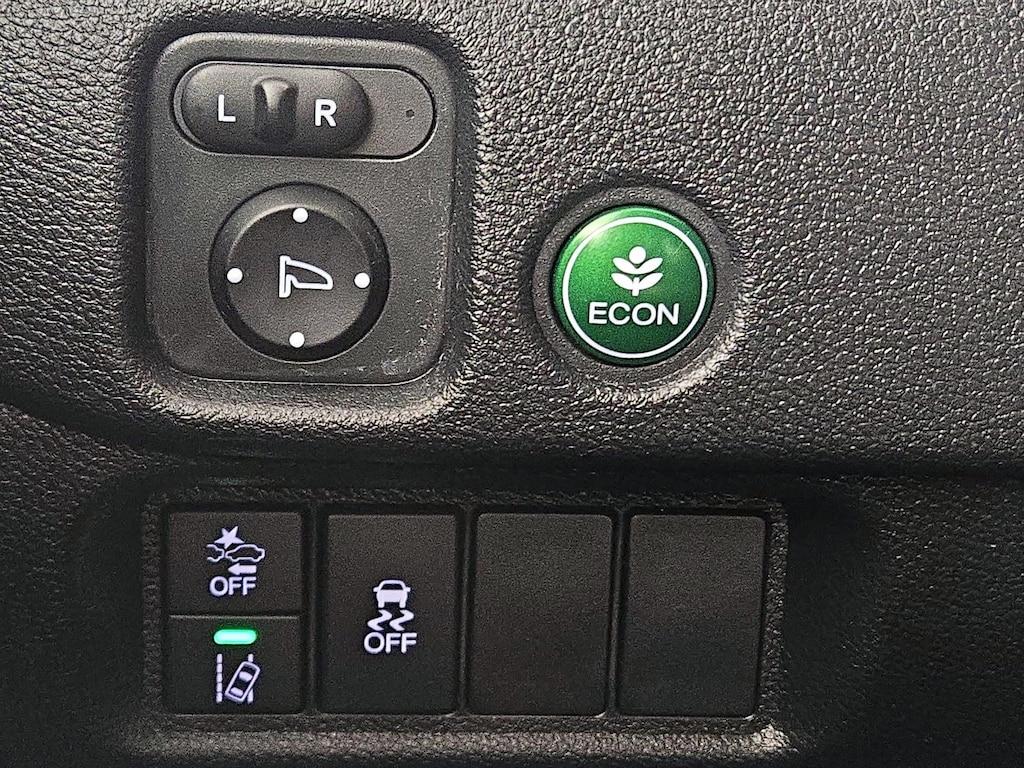 used 2022 Honda Pilot car, priced at $29,998