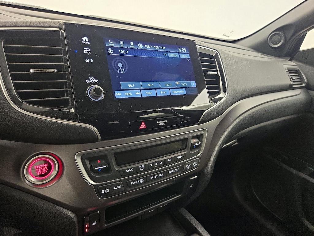 used 2022 Honda Pilot car, priced at $29,998
