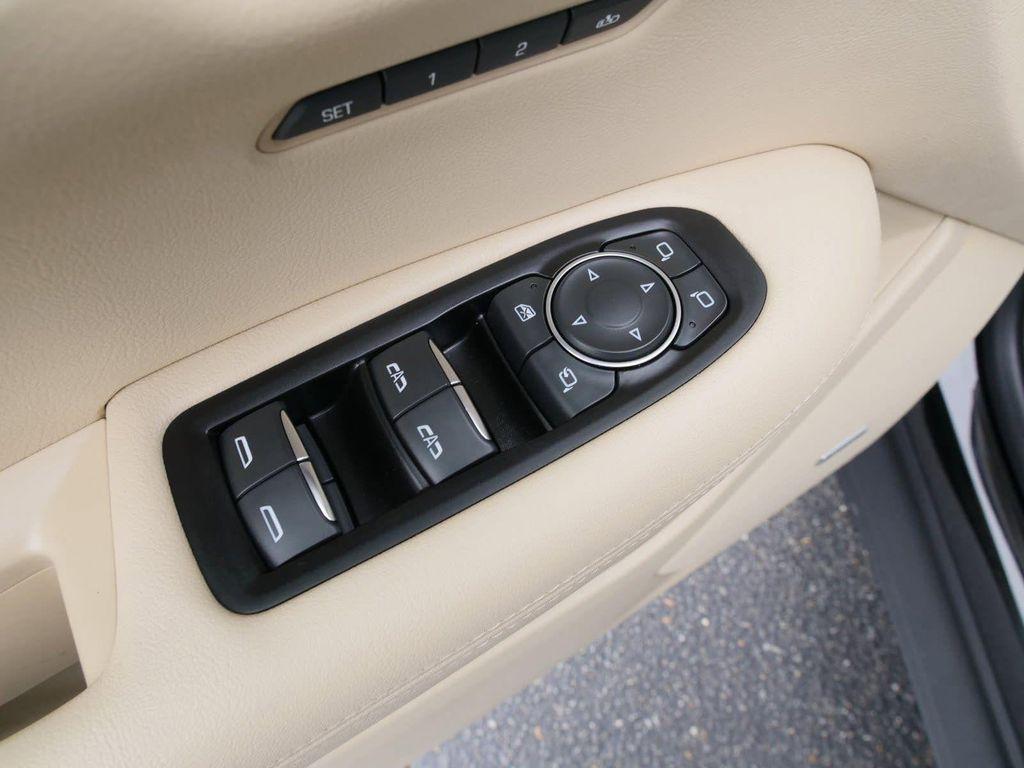 used 2018 Cadillac XT5 car, priced at $21,995