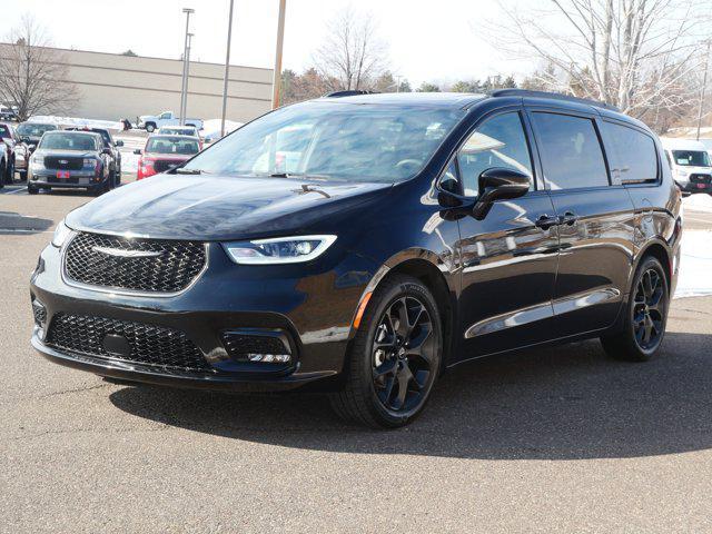 used 2025 Chrysler Pacifica car, priced at $36,499