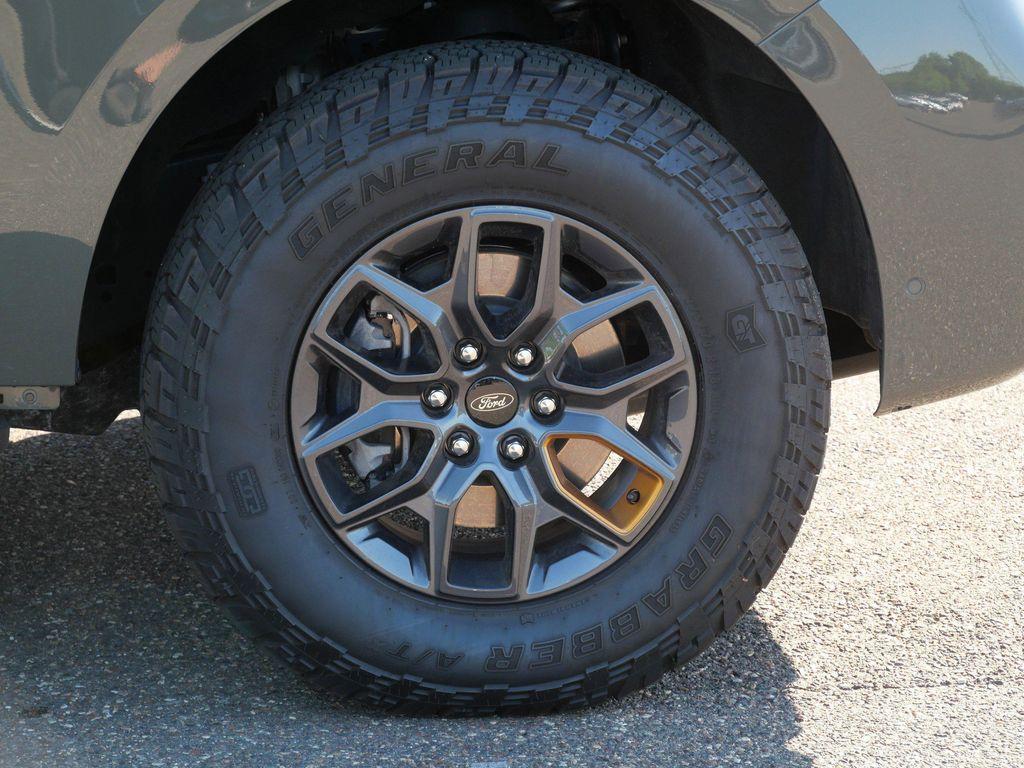 used 2025 Ford Expedition car, priced at $73,499