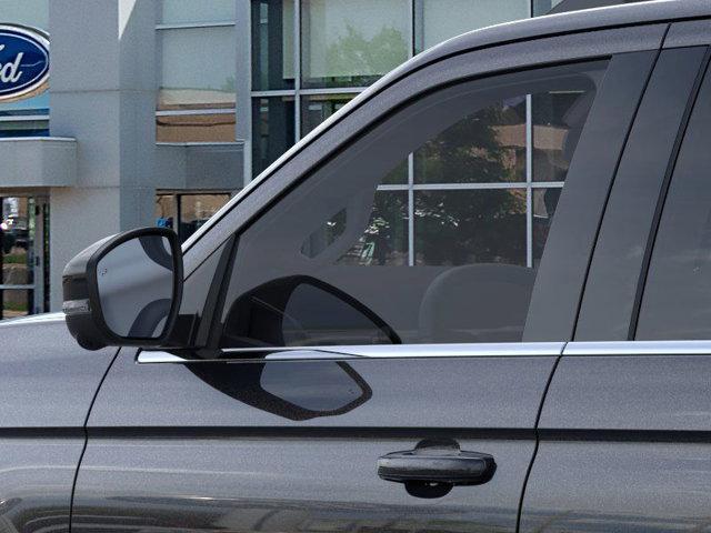 new 2025 Ford Expedition car, priced at $90,970