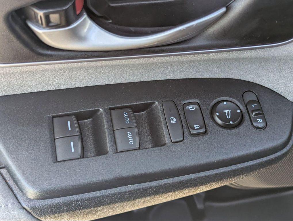 used 2022 Honda CR-V car, priced at $27,604