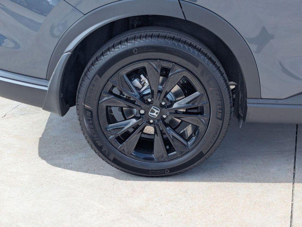 new 2026 Honda CR-V Hybrid car, priced at $41,331